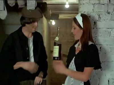 Fantezie sexuală medievală cu două blonde filme sexi gratuite excitate