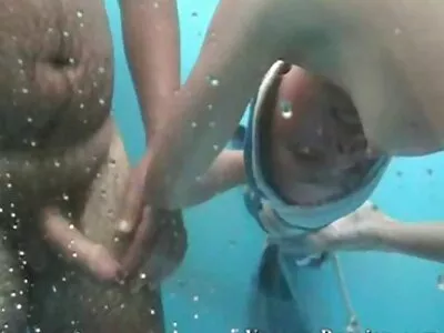 Adolescent curbat ia un penis gros după ce a filme cu sexi braileanca învățat cum să navigheze