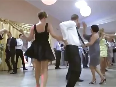 Acțiune în trei cu penetrare anală, gât și filme despre secs lovire de păsărică