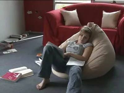 Două sex futai curve asiatice urâte sunt furate tare în trei fierbinți