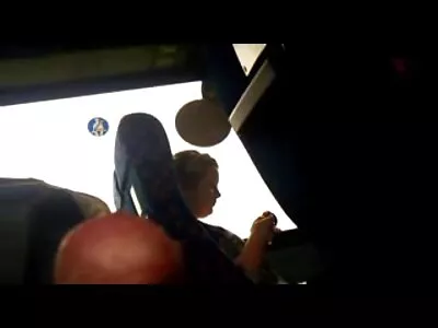 Două blonde sunt legate filme sexi online subtitrate 2015 și fuite de un bărbat pervers