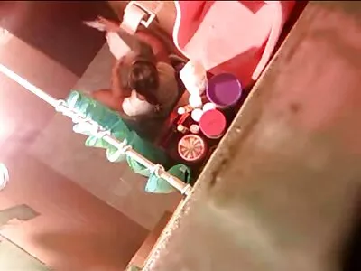 Milf senzuală ia pula groasă xxx cu mosnegi în cafenea